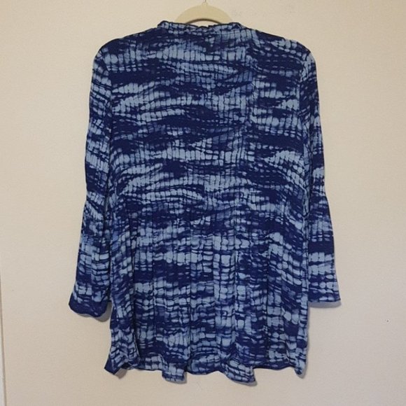 Chloe + Rene blue tie dye  bell sleeve blouse - Picture 6 of 7